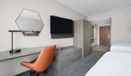 Standard Room with Two Queen Beds