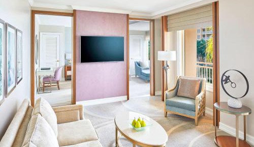 Resort View Suite, 1 Bedroom Suite, 1 King, Sofa bed