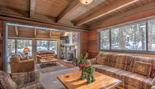 Three-Bedroom Vacation Home 