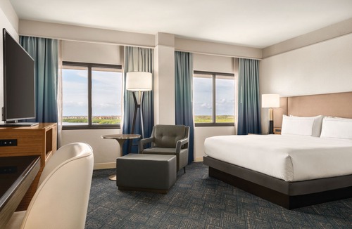 Rocky Point Hotel | DoubleTree by Hilton Tampa Rocky Point Waterfront