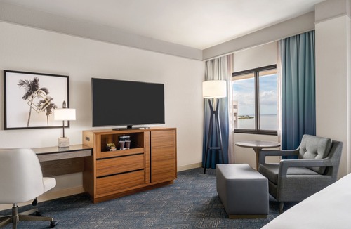 Rocky Point Hotel | DoubleTree by Hilton Tampa Rocky Point Waterfront