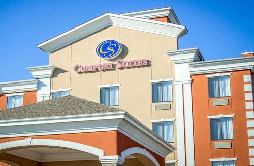 Sanford Hotel | Comfort Suites Sanford