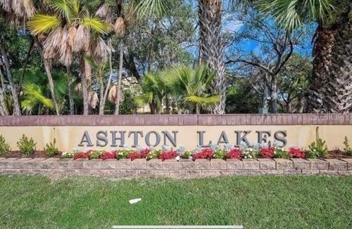 Gulf Gate Estates Condo | 2 bed 2 bath luxury remodel! 3rd floor w elevator & garage-10 min to Siesta Key