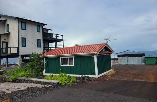 Captain Cook Apartment | Milolii Ocean Front Studio