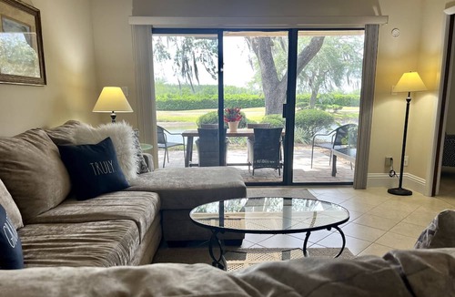 Wesley Chapel Condo | Ground Floor Retreat | King Suite | Private Patio | Optional Saddlebrook Resort Amenities