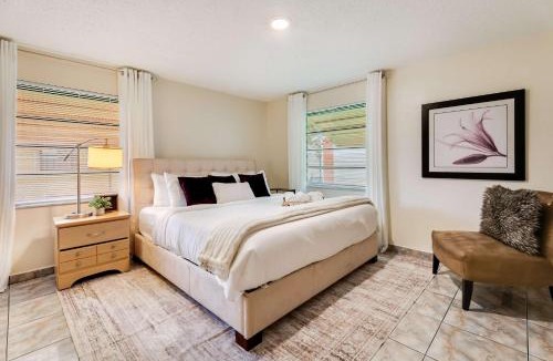Miami Gardens House | Casa Coral- Cozy Stay with Yard near Miami Stadium