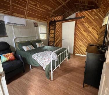 Vian House | Sunset Lane RV & Cabins