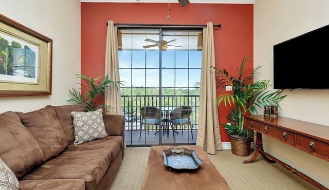 Golf Resort with Huge Pool, Full Kitchen and Balcony