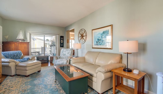 Scituate Vacation Rental - Walk to the Beach!