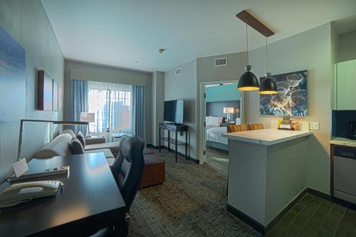Staybridge Suites Houston-NASA Clear Lake by IHG
